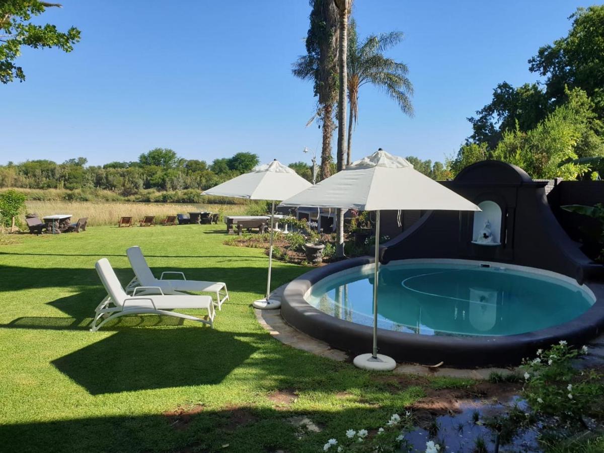 Le Must Residence Upington Kültér fotó