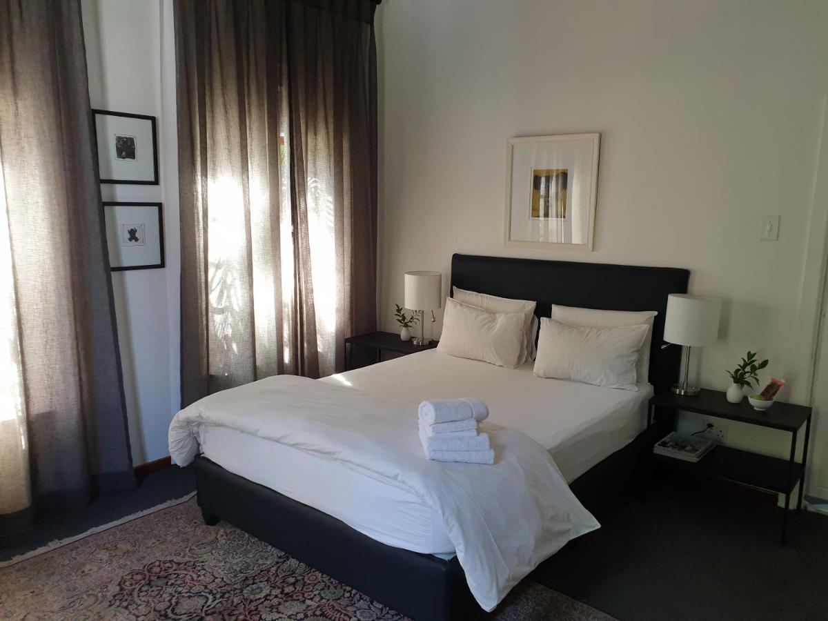 Le Must Residence Upington Kültér fotó