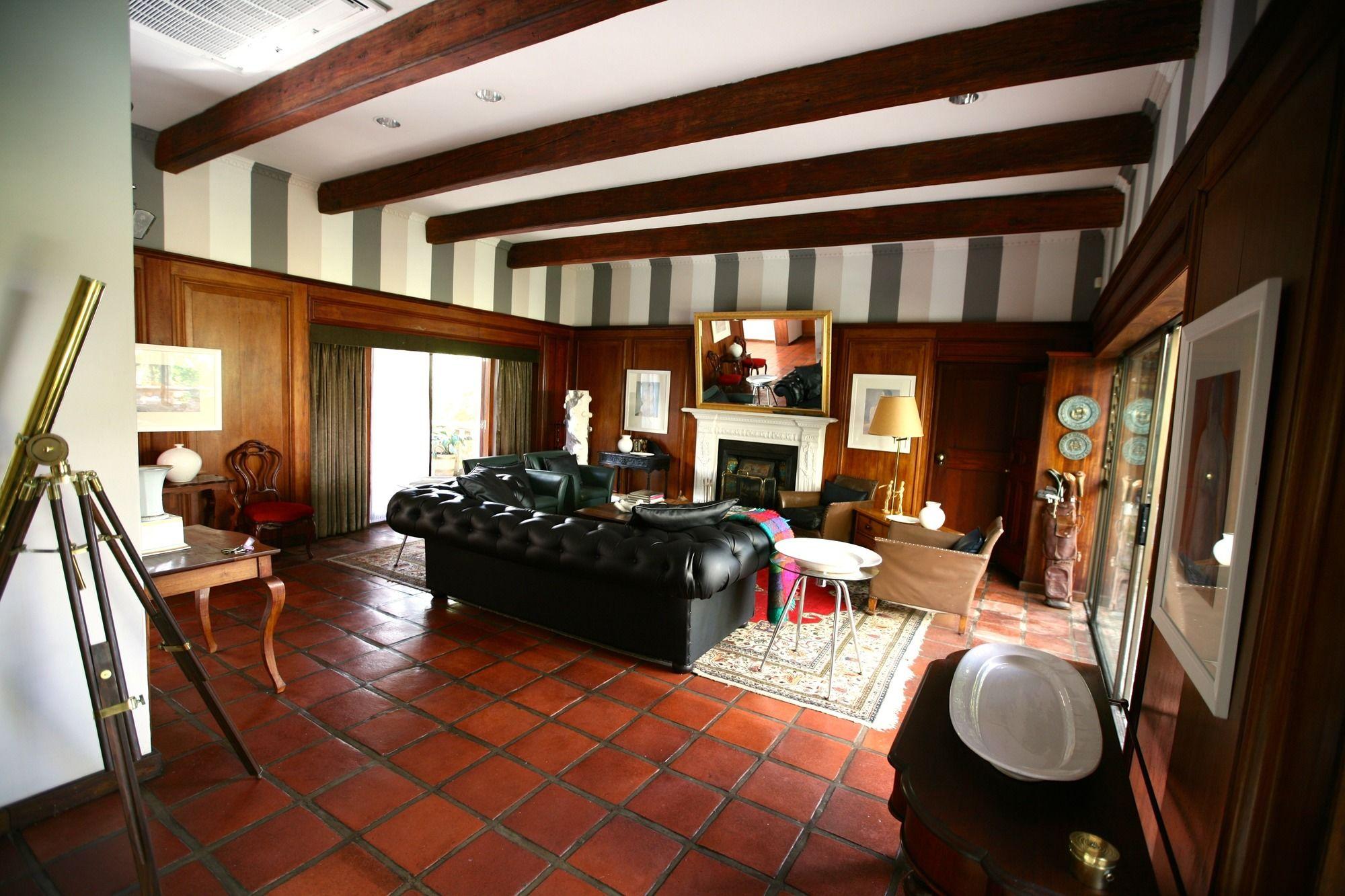 Le Must Residence Upington Kültér fotó